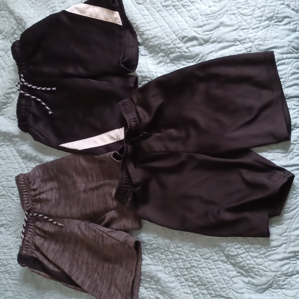 Boys basketball shorts 5T